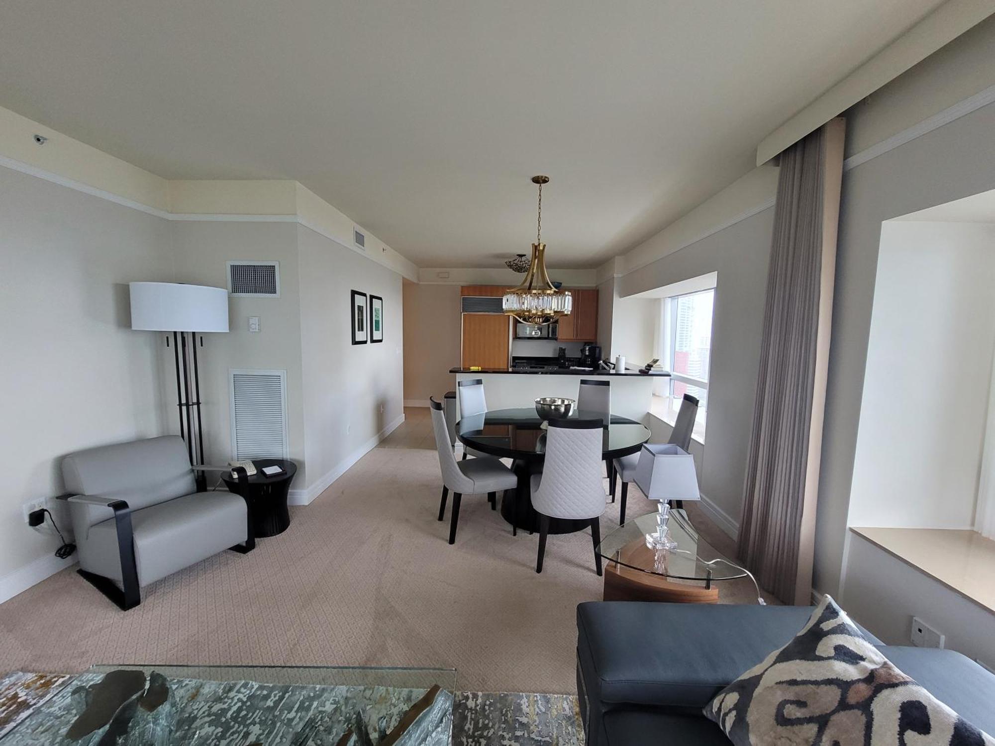 2 Bedroom Or King Studio Suites Four Seasons Hotel Miami Free Wi-Fi & Free Parking Экстерьер фото