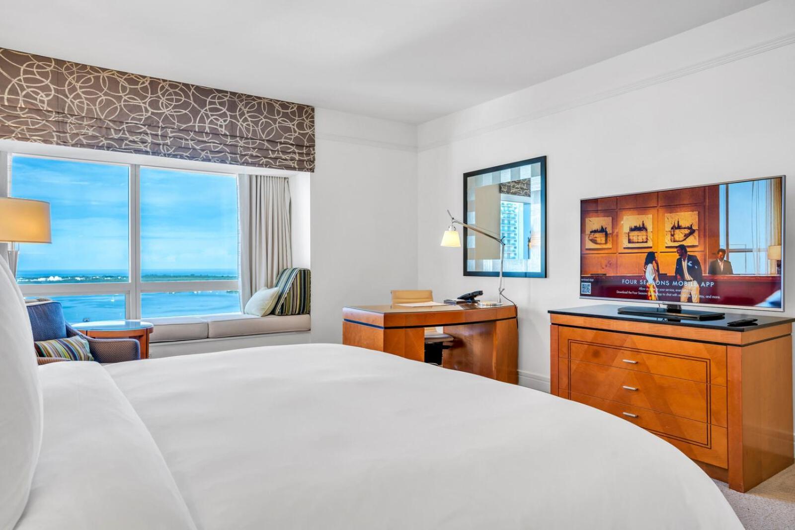 2 Bedroom Or King Studio Suites Four Seasons Hotel Miami Free Wi-Fi & Free Parking Экстерьер фото