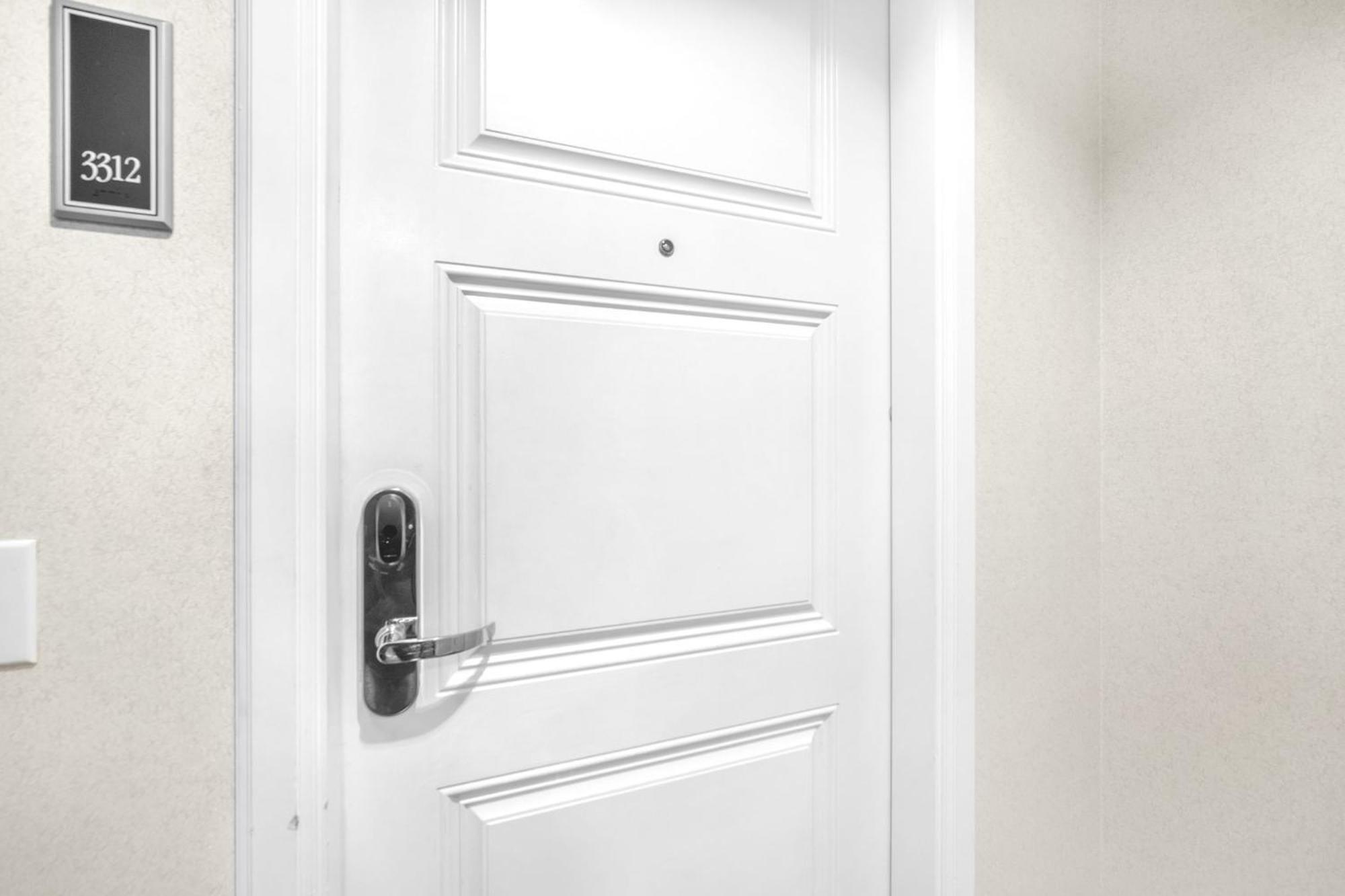 2 Bedroom Or King Studio Suites Four Seasons Hotel Miami Free Wi-Fi & Free Parking Экстерьер фото