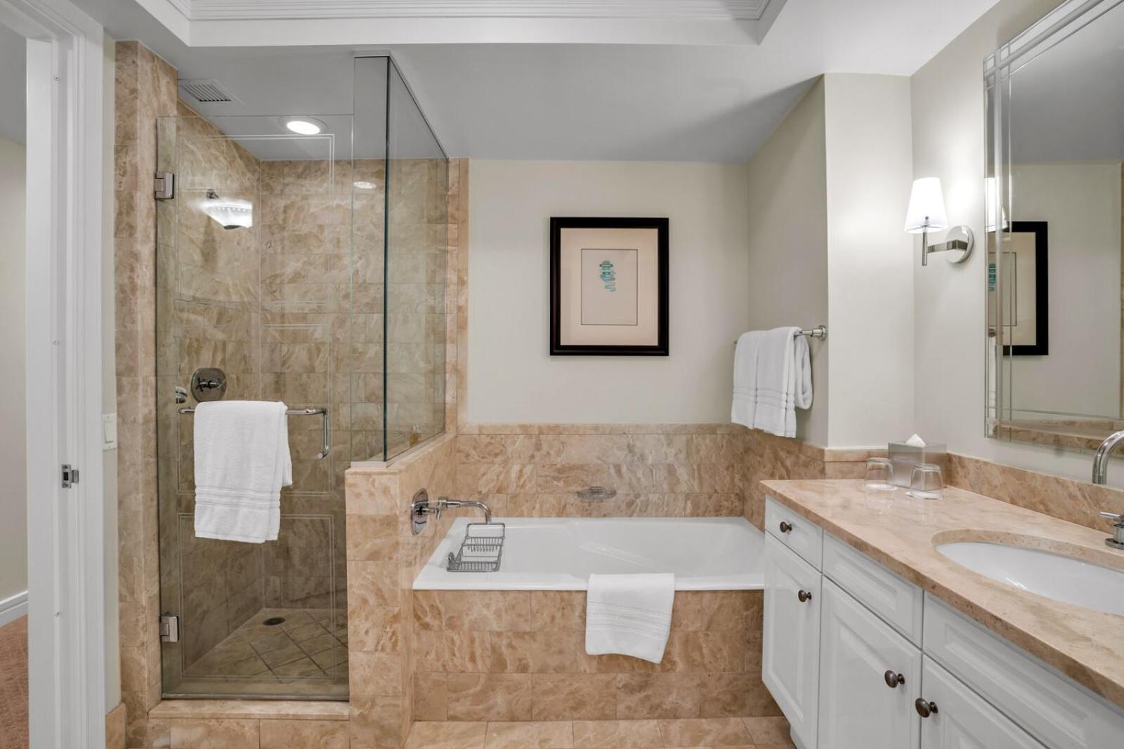 2 Bedroom Or King Studio Suites Four Seasons Hotel Miami Free Wi-Fi & Free Parking Экстерьер фото