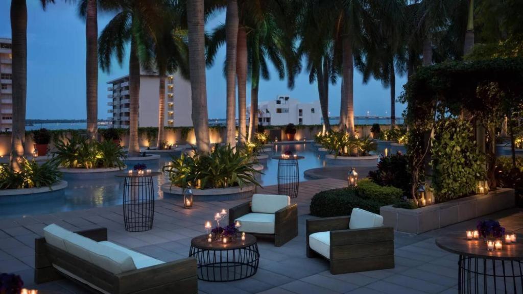 2 Bedroom Or King Studio Suites Four Seasons Hotel Miami Free Wi-Fi & Free Parking Экстерьер фото