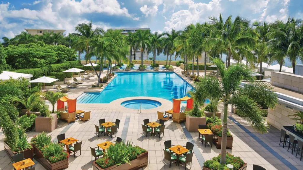 2 Bedroom Or King Studio Suites Four Seasons Hotel Miami Free Wi-Fi & Free Parking Экстерьер фото