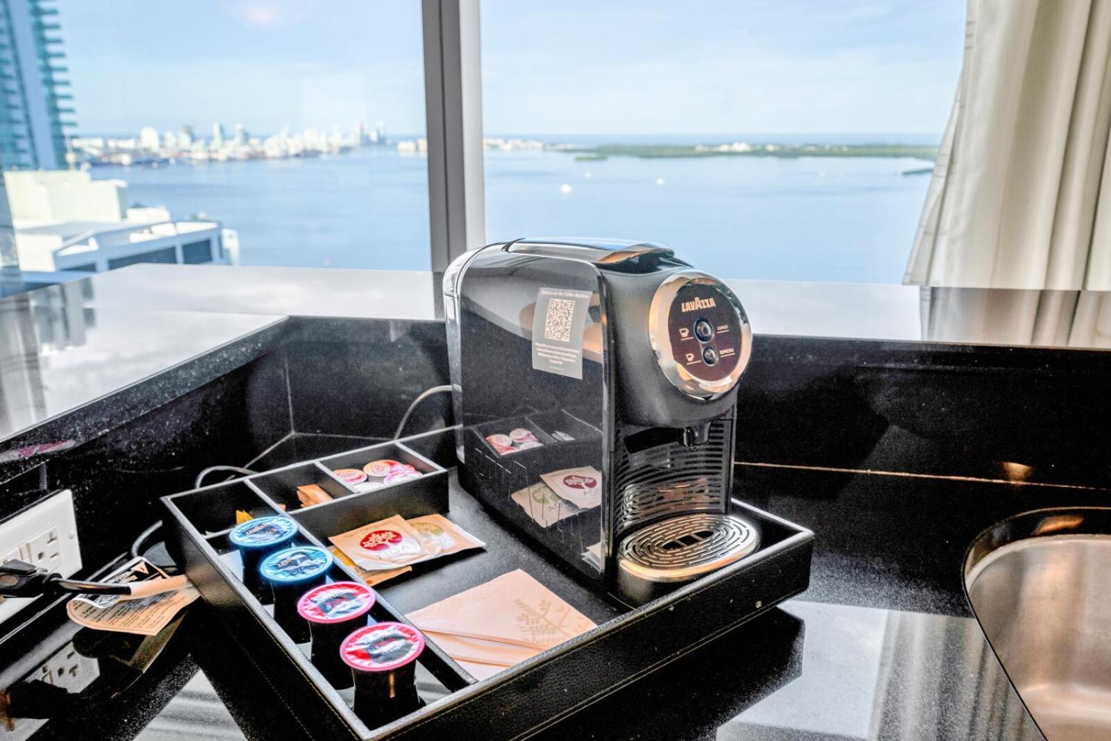 2 Bedroom Or King Studio Suites Four Seasons Hotel Miami Free Wi-Fi & Free Parking Экстерьер фото